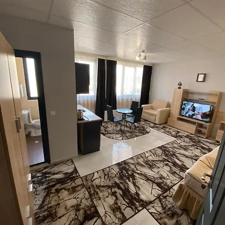 Apartament Emiza *