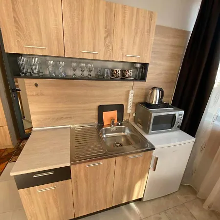 Апартаменты Emiza *