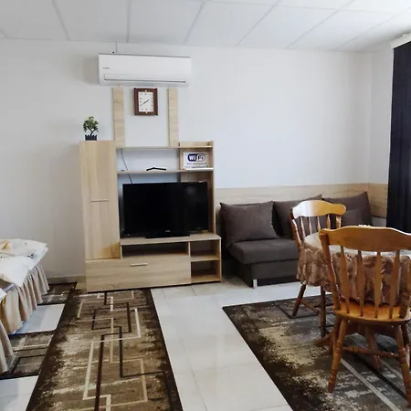 Apartament Emiza *