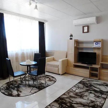Emiza Apartament *