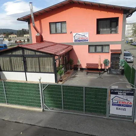 Apartment Emiza *