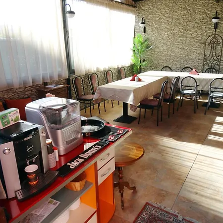 Emiza Apartament