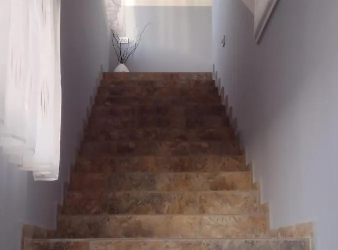 Emiza * サモコフ