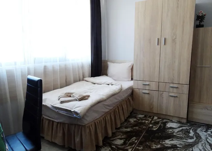 Emiza * サモコフ