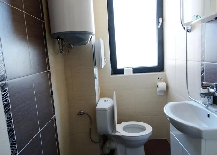 Emiza アパート *