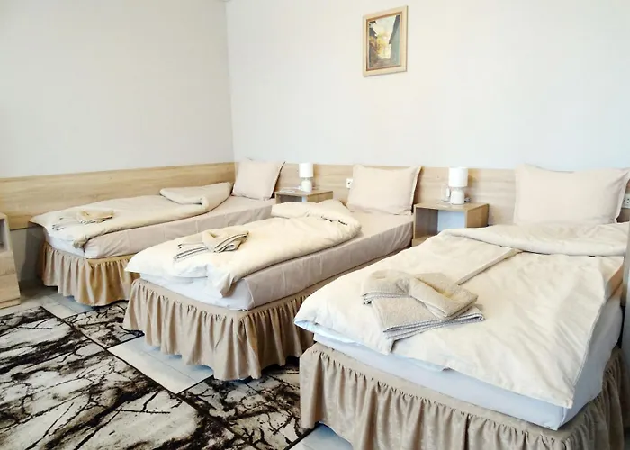 アパート Emiza サモコフ